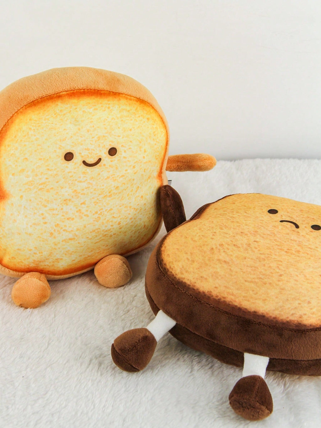 Toast Bread Plush Pillow, 22cm Cute Food Stuffed Doll and Decorative Sofa Cushion for Cozy Home Decor, Birthday and Holiday Gifts