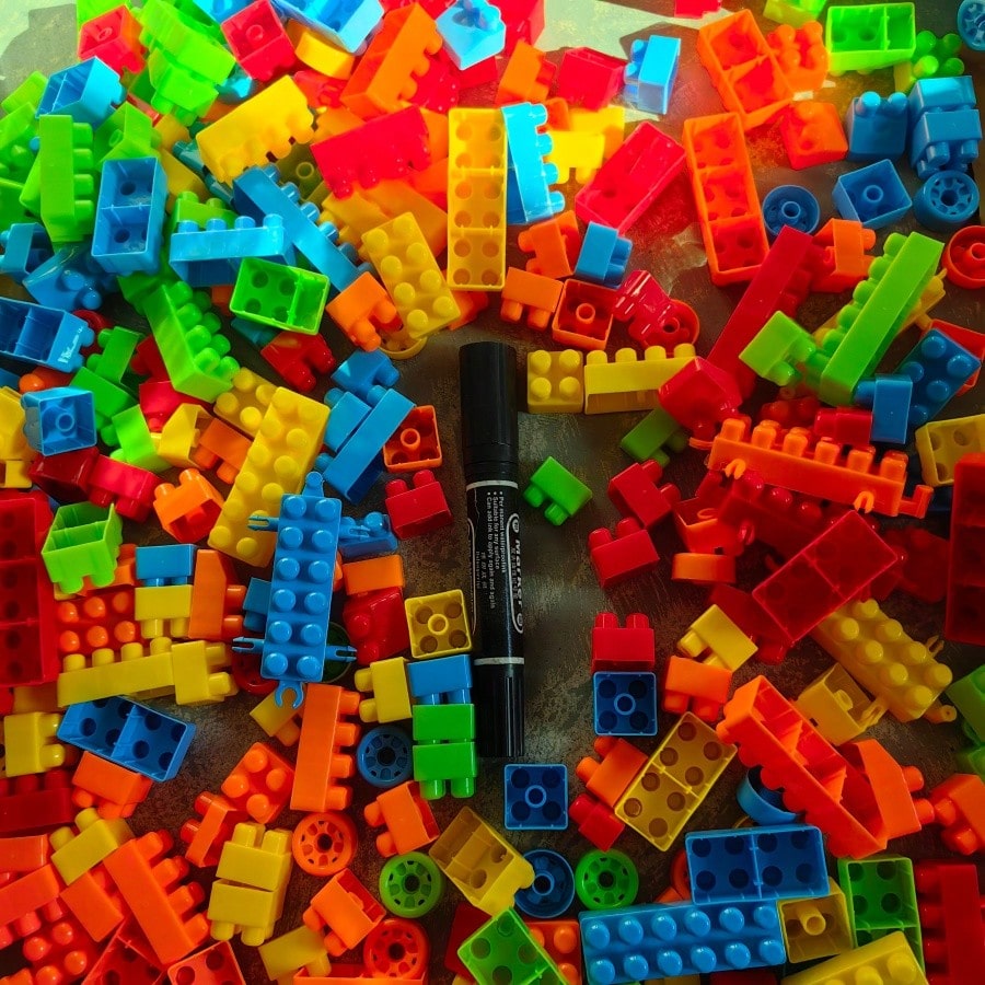 Interlocking Building Blocks Set, 100-440 Pieces of Colorful Medium-Sized DIY Bricks for Creative Construction Play and Birthday Christmas Gifts