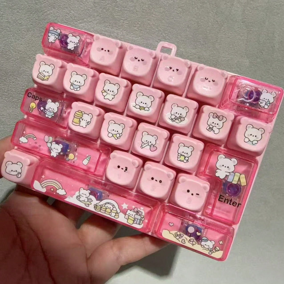 Keyboard Fidget Keychain with Cute Bear Design, 26 Soft-Press Keys, Portable Sensory Desk Toy and Bag Charm Gift, 1 Random Style