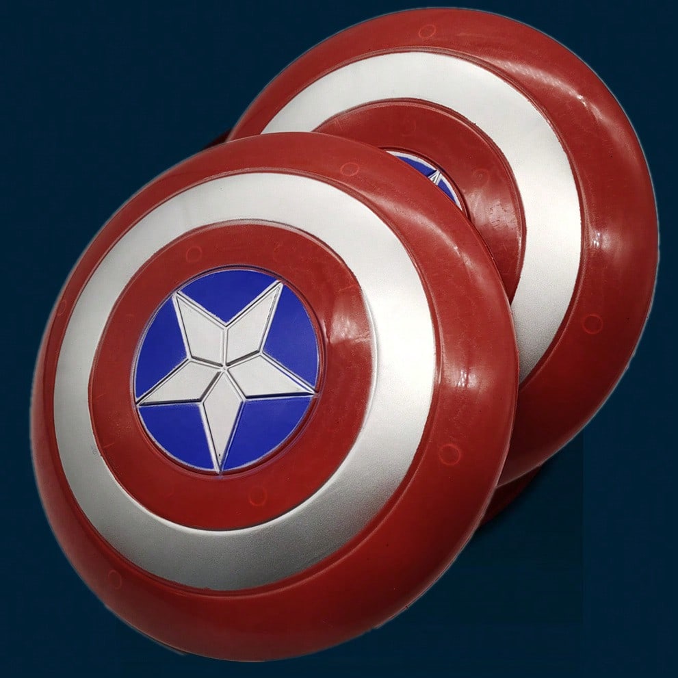 Superhero Shield Toy, Round Plastic Costume Prop for Pretend Play, Halloween Cosplay and Birthday Party Gifts, 1 Random Cartoon Hero Style