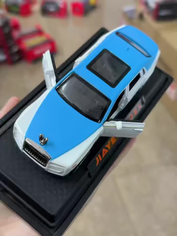 1:36 Scale Rolls-Royce Phantom Alloy Die-Cast Car Model with Openable Doors – Luxury Static Collectible, Desktop Decoration & Birthday Christmas Gift for Car Enthusiasts