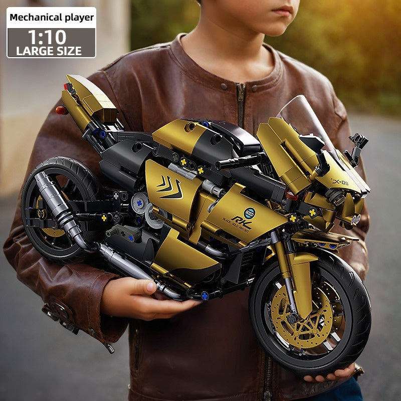 Motorcycle Building Blocks 1000pcs 1:10 Scale DIY Model Kit – Black & Gold Collectible Motorbike Display Ornament for Adults – Large Size Brick Set, Birthday & Christmas Gift for Motorcycle Fans