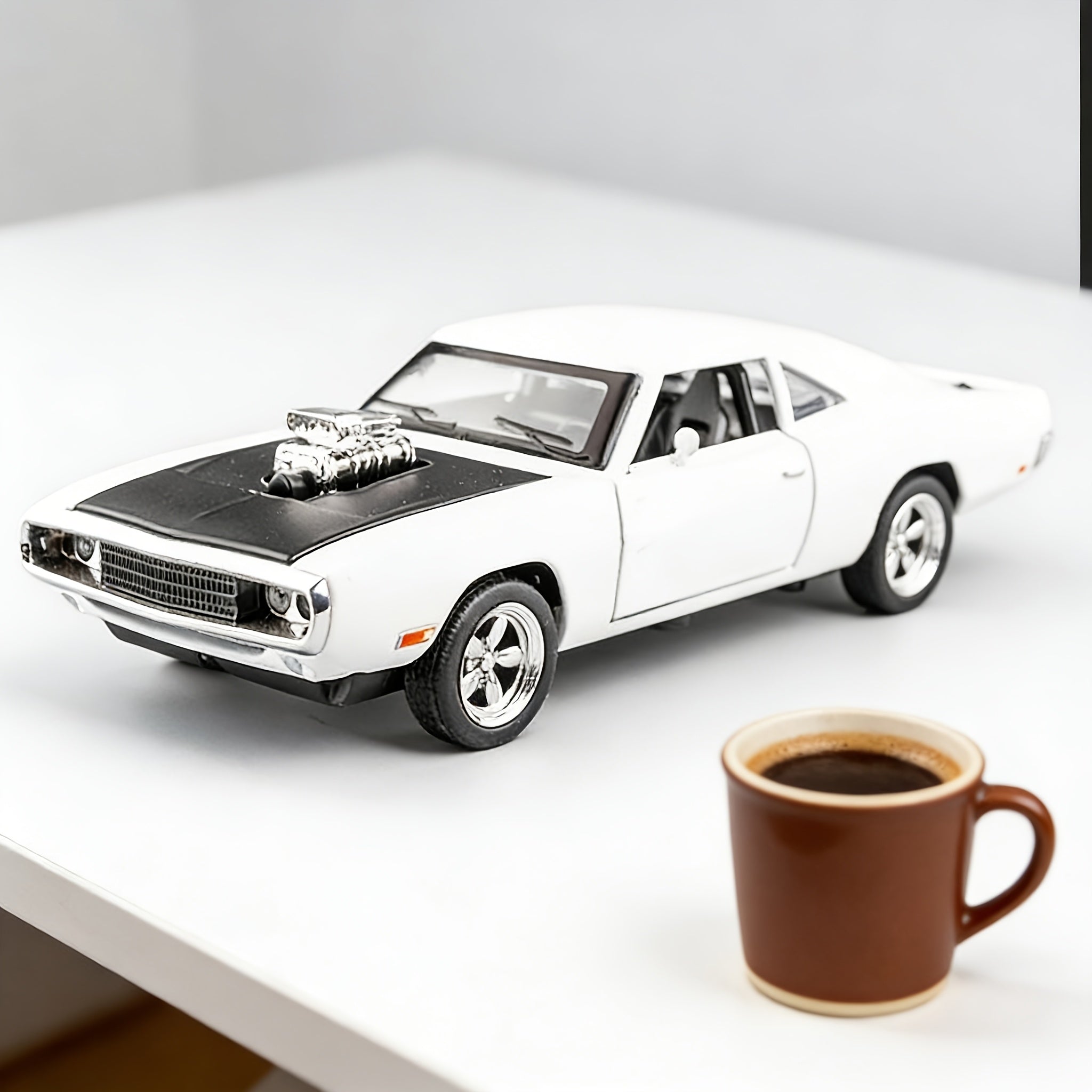 1:32 Scale Die-Cast Dodge Challenger Model Car – Zinc Alloy Static Replica Collectible Gift for Car Enthusiasts, Adults & Teens