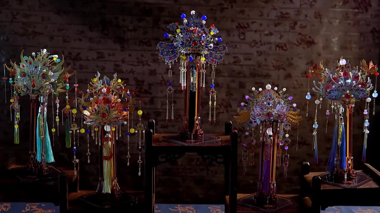 3D Metal Puzzle Phoenix Crown – Elegant Blue & Gold Intricate Model with Beads & Tassels, Unique DIY Assembly Gift for Teens Adults Boyfriend Girlfriend Birthday Christmas