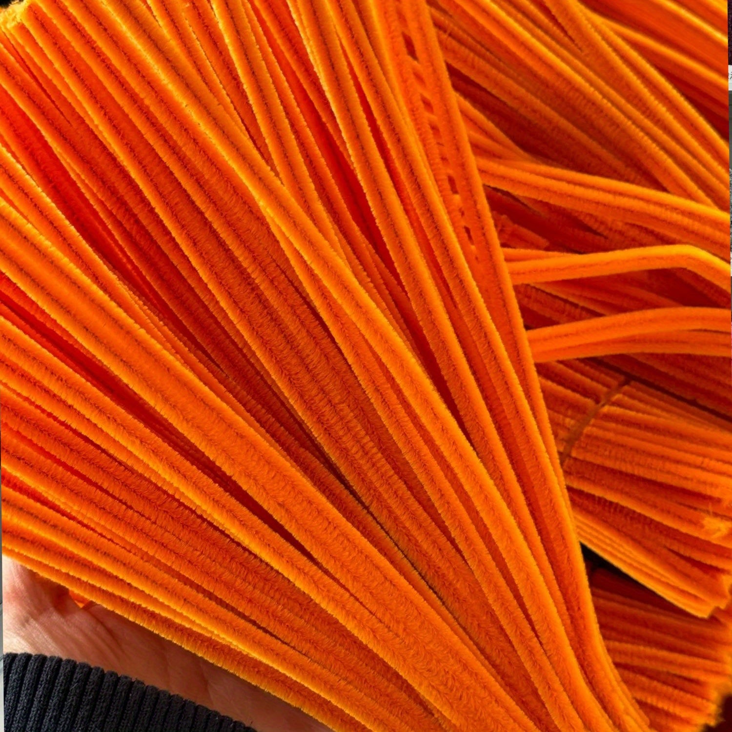 1020pcs Pipe Cleaners Craft Kit in 20 Colors – Upgraded Thick Fuzzy Chenille Stems with Flower Rods for DIY Arts & Crafts, Kids Projects, School Supplies & Creative Activities