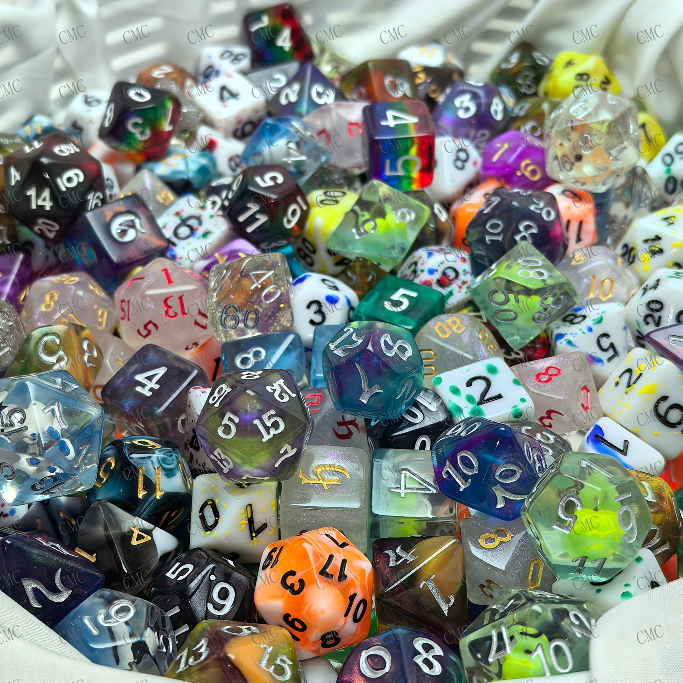 Bulk Polyhedral Dice Set DnD 135pcs D4-D20 Random Mixed Styles - Dungeons & Dragons Pathfinder RPG Board Game Dice, Gift for Dungeon Masters & Gamers