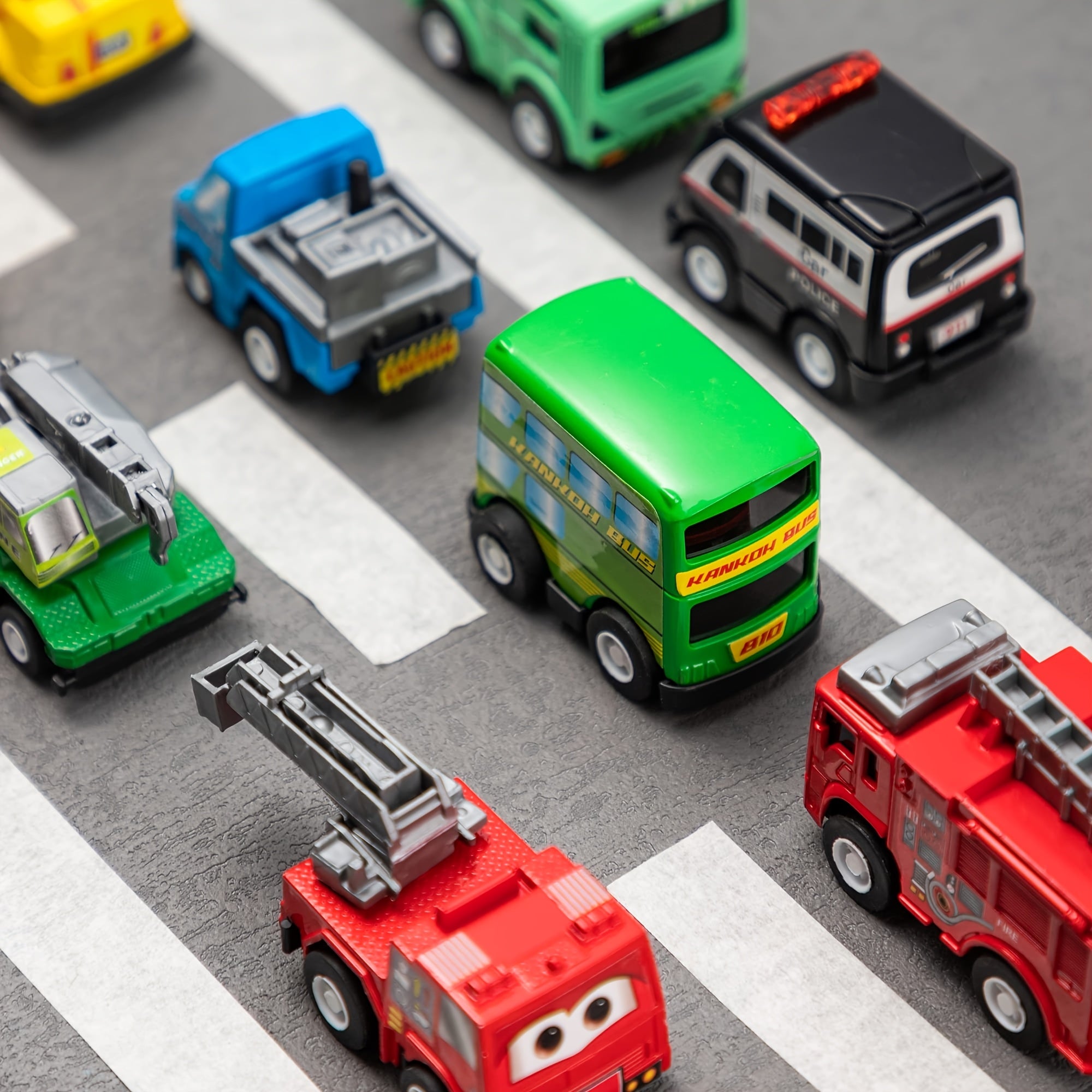 18-Piece Pull Back Cars and Trucks Toy Set for Kids Ages 3+ Friction Powered Mini City Vehicles Party Favors Easter Christmas Gift Boys Girls
