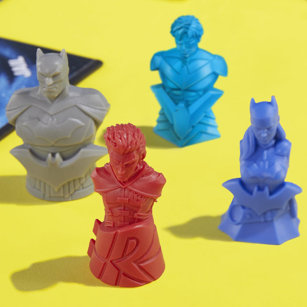 Batman Monopoly Board Game Edition – Capture Villains to Save Gotham, DC Strategy Family Game for Batman Fans Ages 8 and Up, 2-4 Players